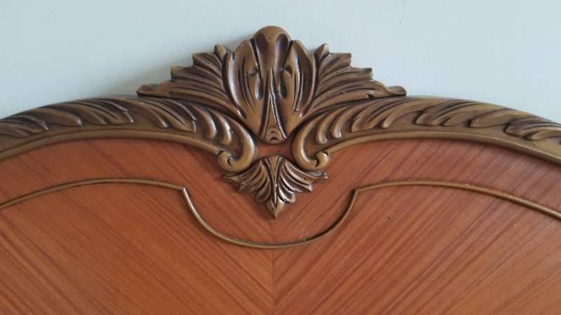 lot 31 image: Antique French Provincial Full Bed Headboard and Footboard
