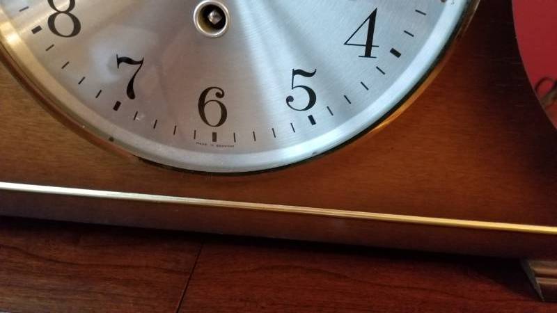 lot 78 image: Linden Mantle Clock