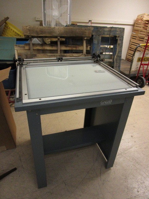 light up drafting table