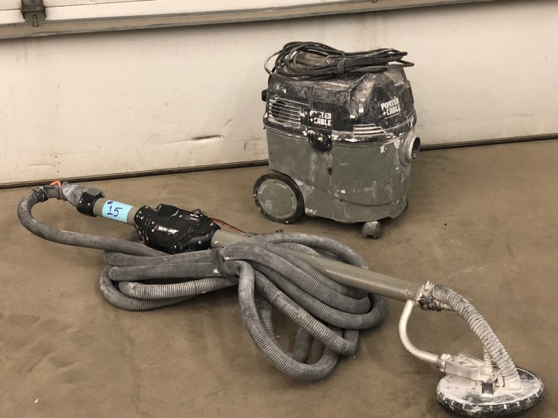 lot 15 image: Porter Cable Drywall Sander With Vac