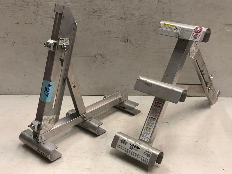 lot 27 image: Set Of (2) Werner Aluminum Ladder Jacks
