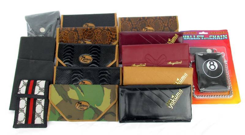 lot 48 image: Lot of New Vintage Mens and Womens Wallets and Cellphone Cases