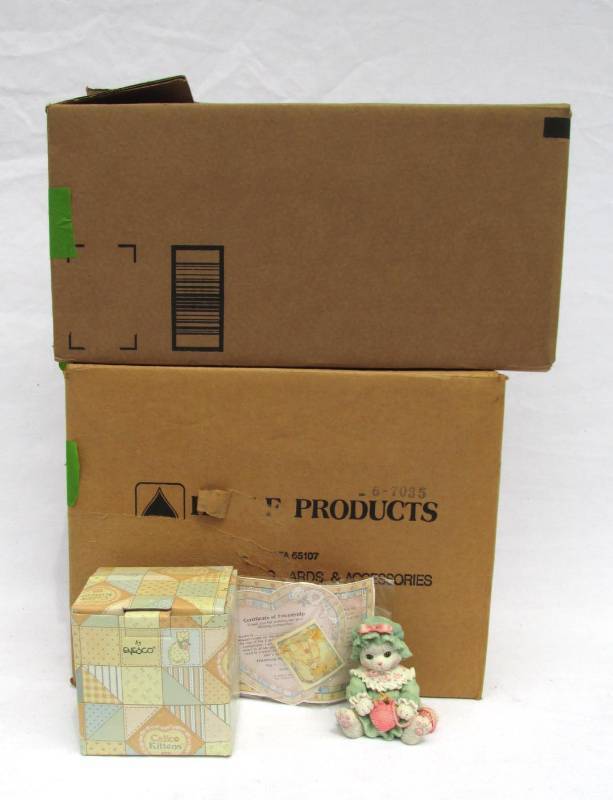 lot 80 image: Lot of New Vintage Enesco Calico Kittens Figurines