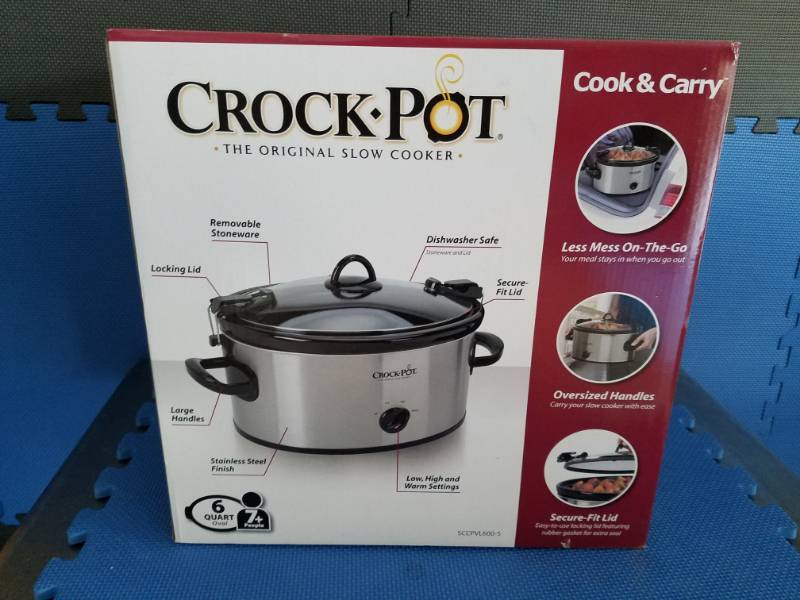 lot 11 image: New in box 6 quart Oval Crock Pot