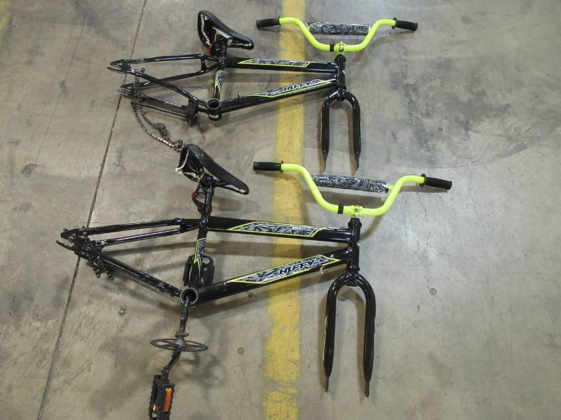 lot 243 image: 20 Huffy Rock It BMX Bike Frames, Forks and Bars - For Parts or Restore