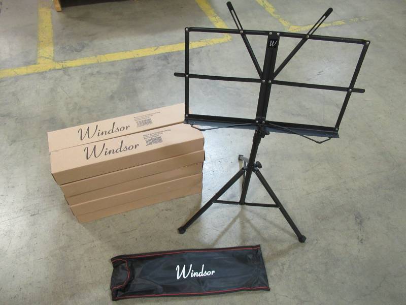 lot 154 image: 10 Windsor 050151-BK Windsor Music Stand With Bag - Black - NEW IN BOXES