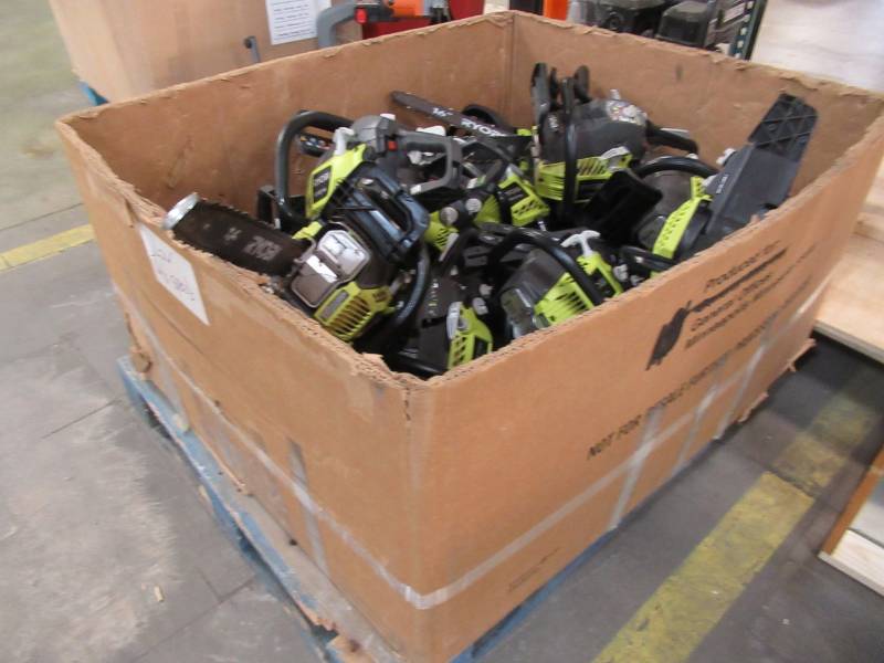 lot 160 image: WHOLESALE MIXED PALLET OF RETURNS - OUTDOOR POWER, GAS POWERED CHAINSAWS