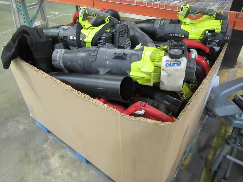 lot 161 image: WHOLESALE MIXED PALLET OF RETURNS - OUTDOOR POWER, GAS POWERED LEAF BLOWERS