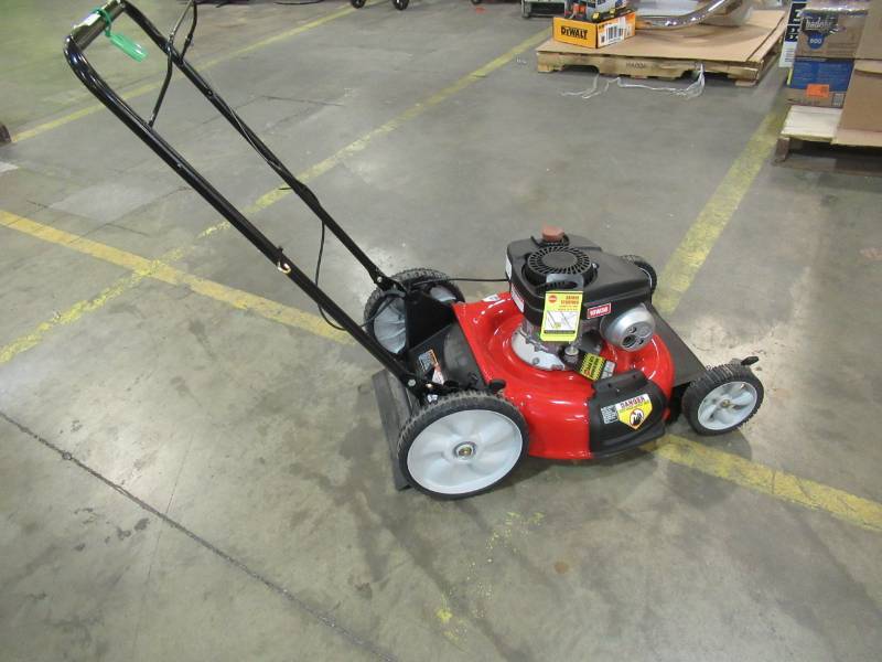 lot 167 image: CRAFTSMAN M110 140-cc 21-in Gas Push Lawn Mower with Briggs & Stratton Engine CMXGMAM1125499 - Bent Rear Wheel.