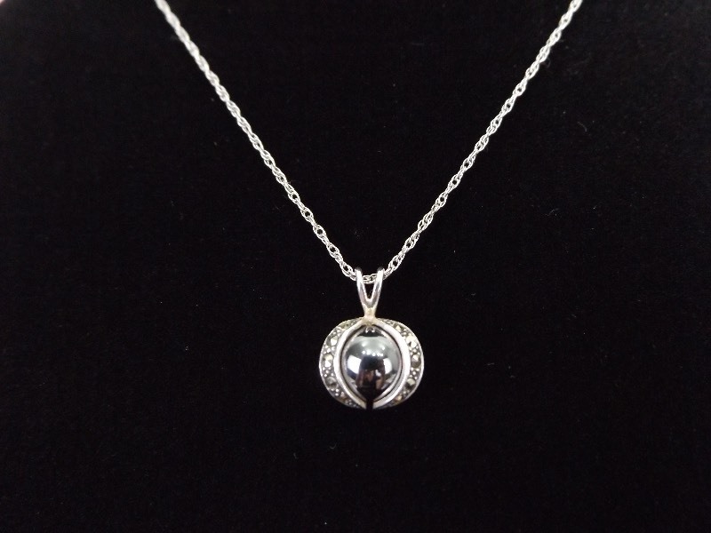 lot 15 image: .925 Sterling Silver Art Nouveau Cultured Black Pearl Pendant Necklace