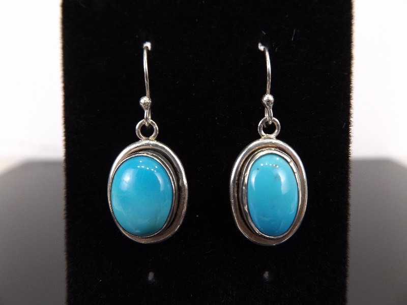 lot 48 image: .925 Sterling Silver Turquoise Cabochon Dangle Earrings