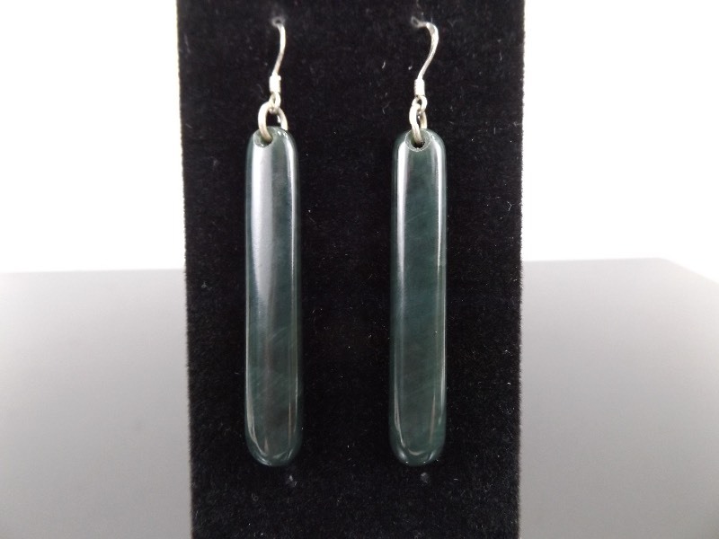 lot 66 image: .925 Sterling Silver Deep Green Jade Bar Dangle Earrings