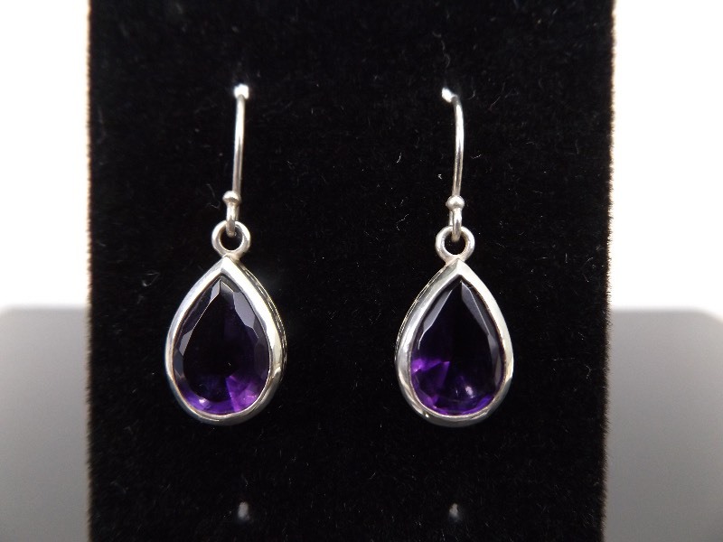 lot 68 image: .925 Sterling Silver Pear Cut Amethyst Dangle Earrings