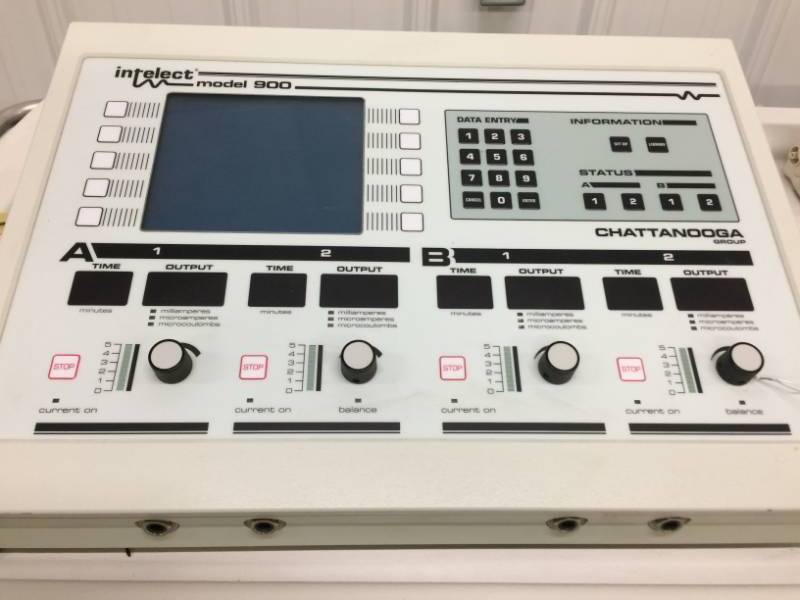 lot 4 image: WOW $$$ Chattanooga Intelect Model 900 EMS 4 Channel Muscle Stimulator - Excellent Working Condition