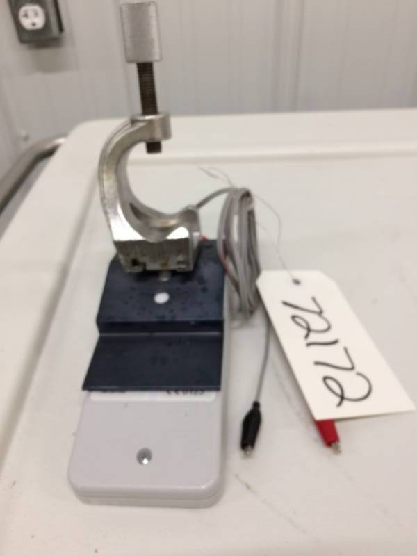 lot 6 image: Fisher & Paykel 252 Innervator Peripheral Nerve Stimulator - Excellent Working Condition