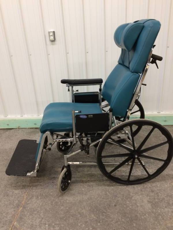 WOW INVACARE VERY COMFORTABLE TILT & RECLINER WHEELCHAIR EXCELLENT
