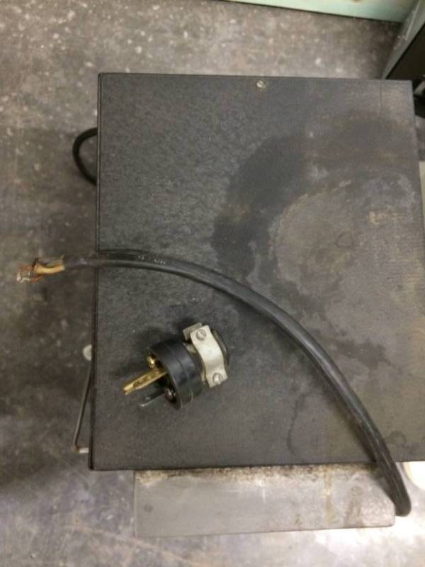 lot 22 image: KH HUPPERT BATCH OVEN Selling Used Online Over $1000 Power Cords Needs Reattachment