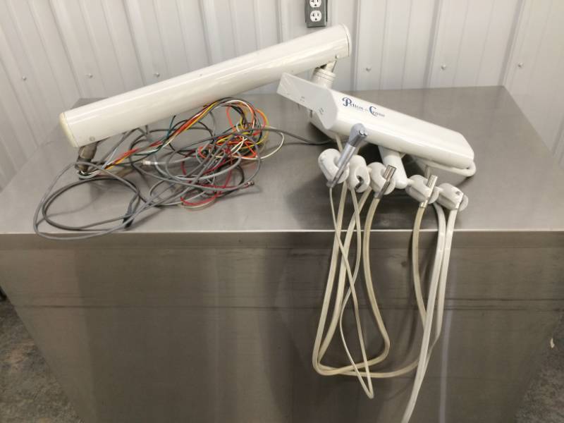 1178 DENTAL EQUIPMENT AUCTION A POWER MULTIADJUSTABLE DENTALEZ
