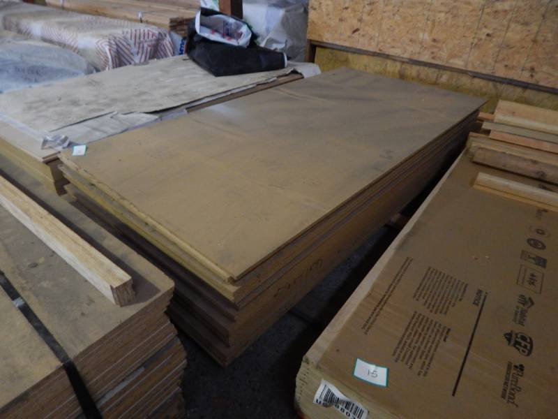 lot 14 image: 4 x 8 x 58 Fiber Sheeting