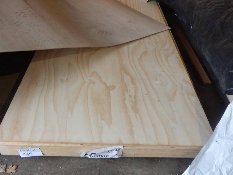 lot 45 image: 4 x 8 x 38 AC Plywood