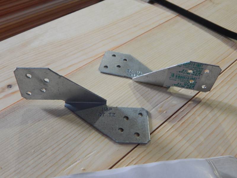 lot 60 image: Rafter TieHurricane Connectors RT3A-TZ