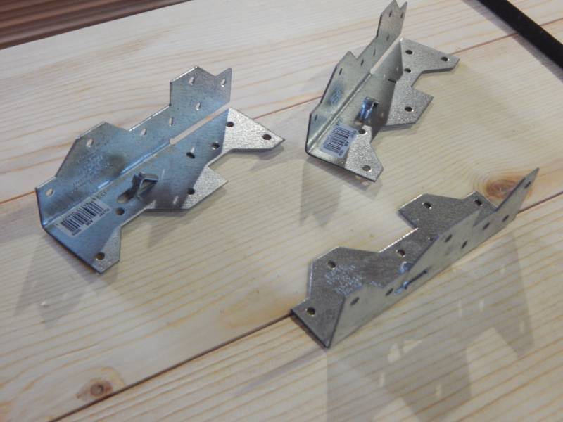 lot 65 image: Multi Purpose Framing Angle MPA1-TZ