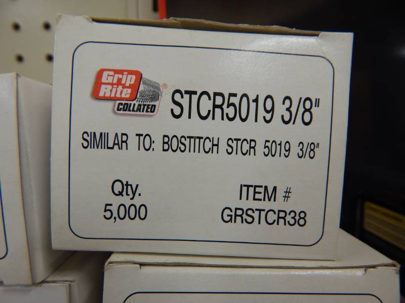 lot 93 image: 38 Bostitch Staples