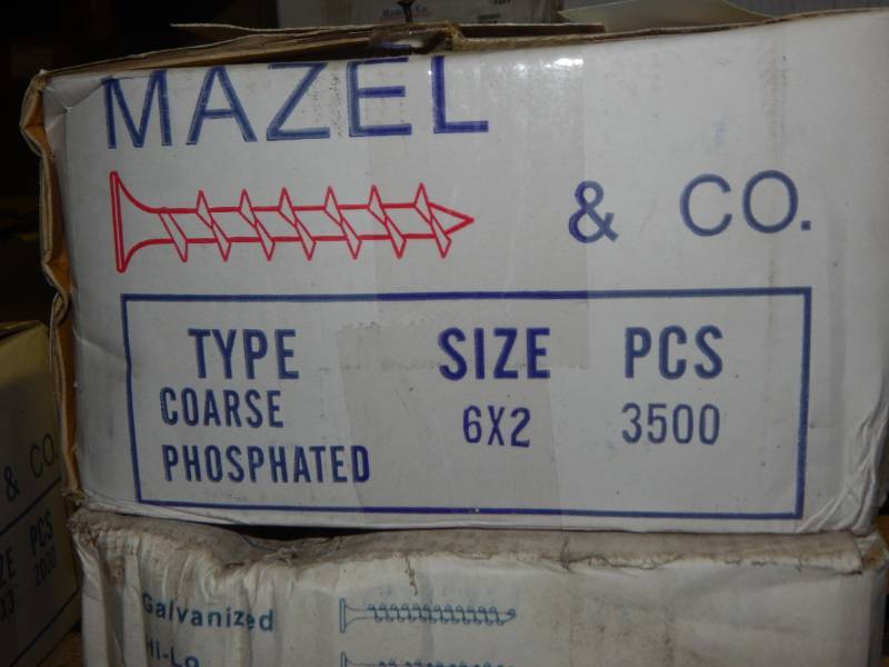 lot 109 image: 2 Drywall Screws