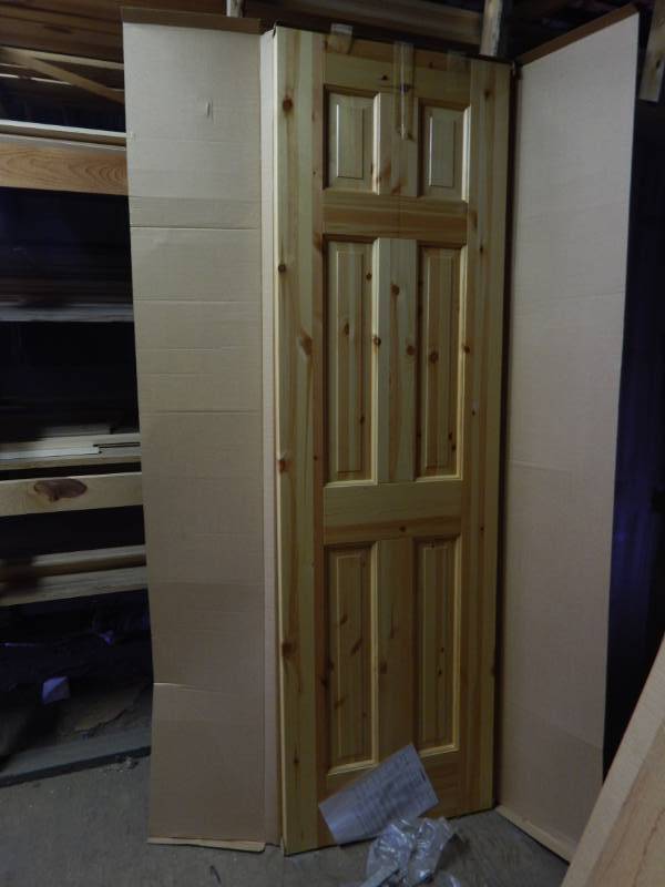 lot 191 image: 20 Knotty Pine Slab