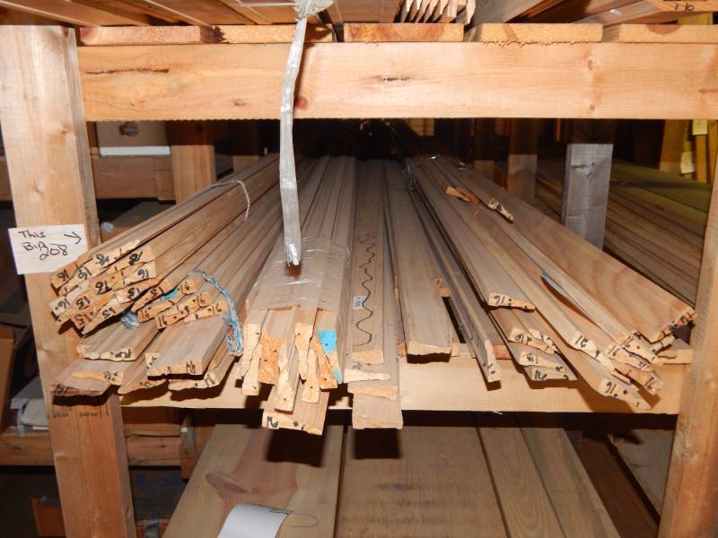 lot 208 image: Pine Princeton Casing