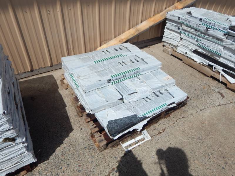lot 236 image: Owens Corning Chapel Gray Shingles