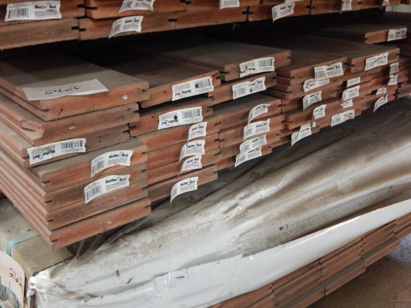 lot 261 image: 54 x 6 Composite Decking