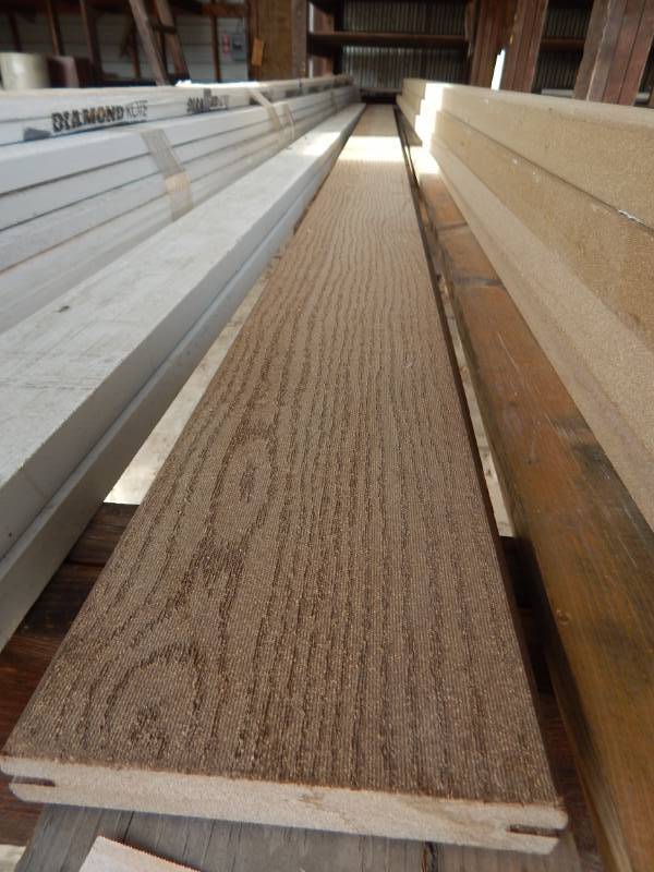 lot 287 image: 54 x 6 Composite Decking