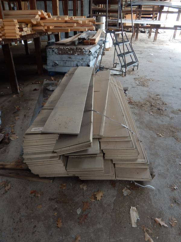 lot 295 image: 12 x 12 x 8 Composite Deck Fascia Board