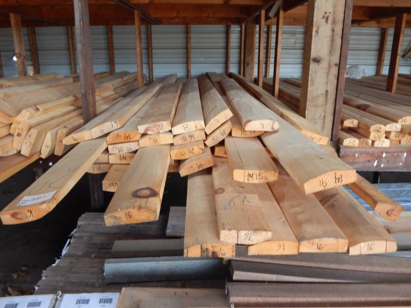 lot 301 image: 6 hand scribed log trim
