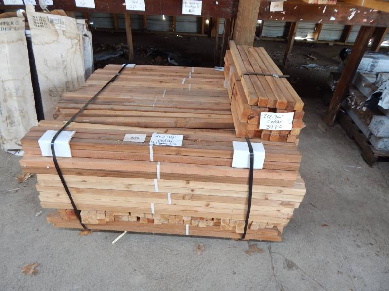 lot 318 image: 2 x 2 x 48 cedar spindles