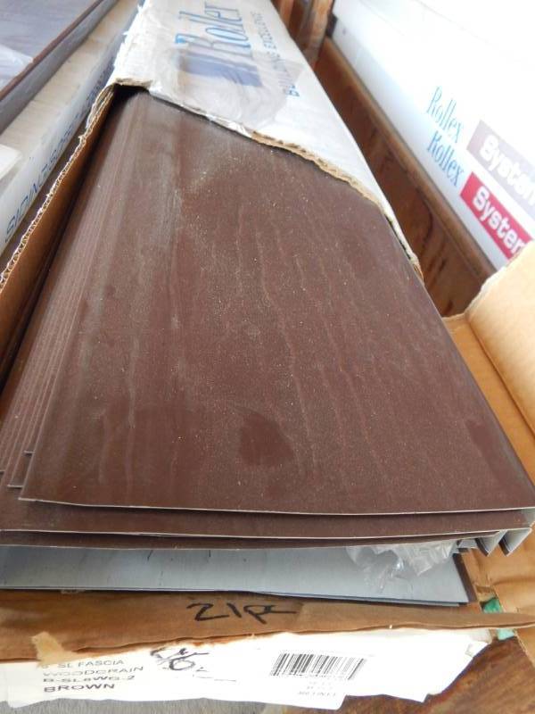 lot 333 image: 8 Brown Textured Fascia