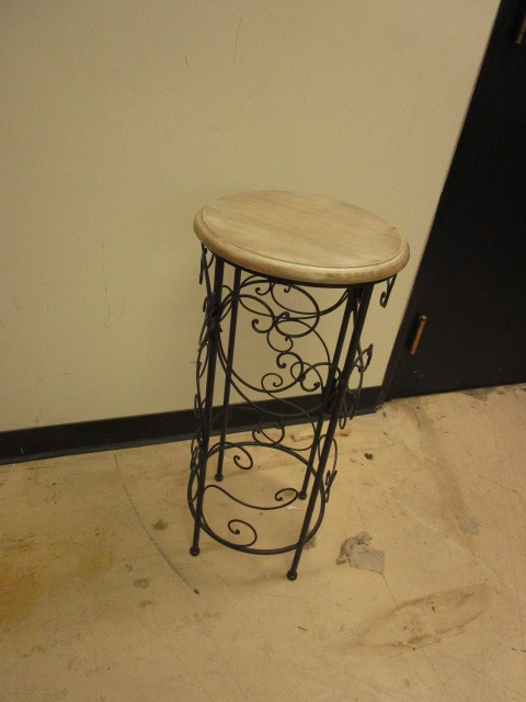 lot 209 image: FOUR DRAWER DRESSER AND PLANT STAND
