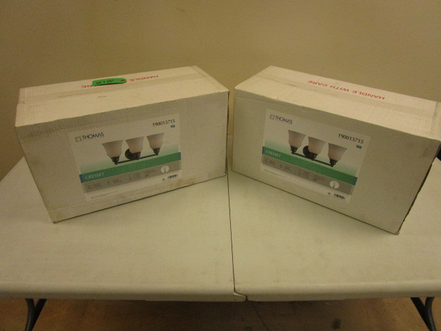 lot 212 image: THOMAS LIGHTING WALL MOUNTED LIGHTS-NEW