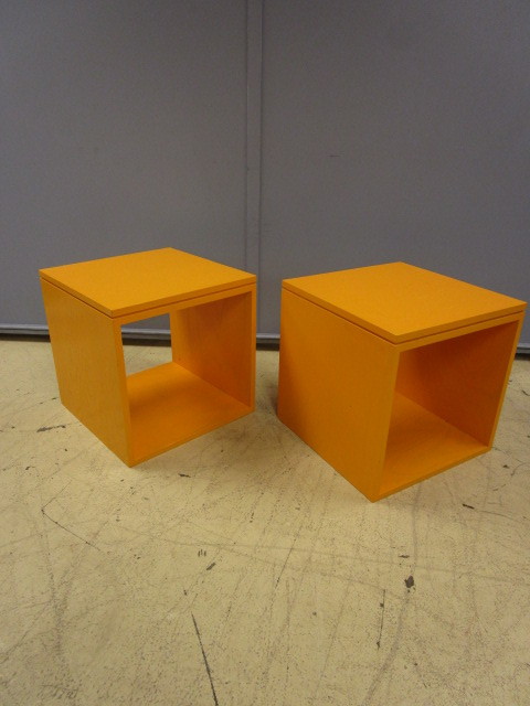 lot 223 image: SQUARE OAK END TABLES