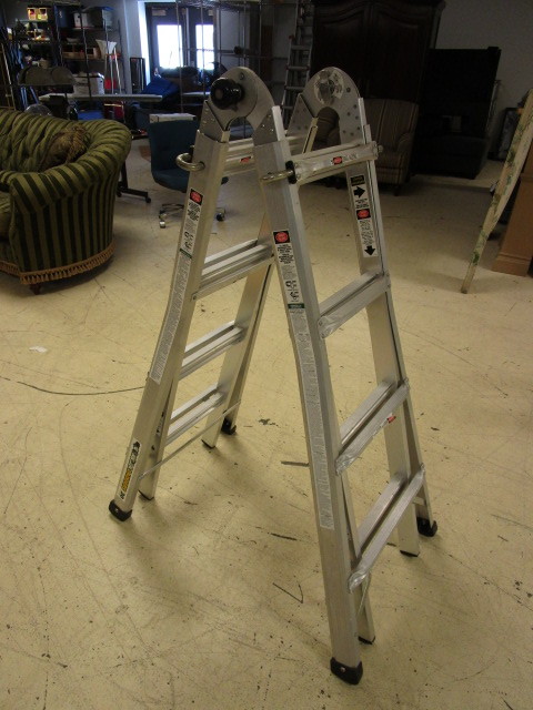 lot 249 image: 20 POSITION STEPLADDER