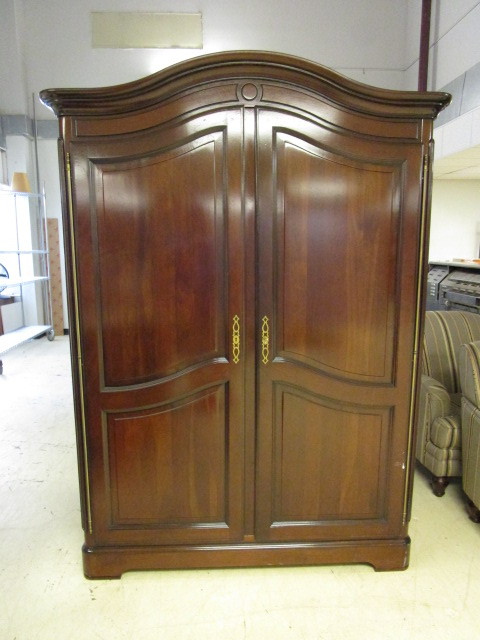 lot 261 image: AMOIRE ENTERTAINMENT CENTER