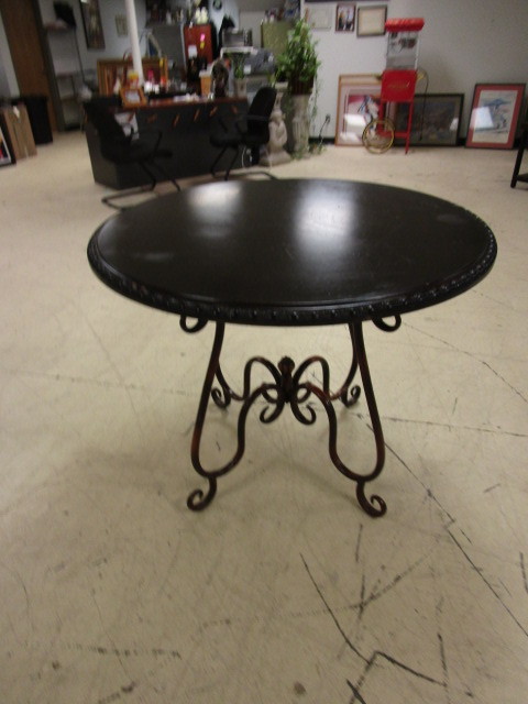 lot 265 image: DARK STAINED WOOD TABLE