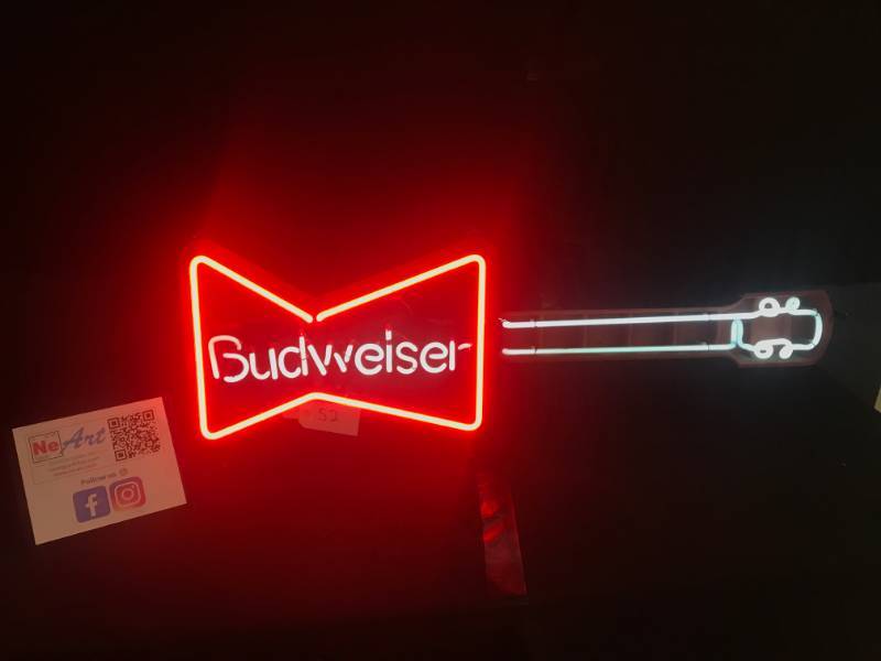 lot 52 image: Bud Guitar vintage original