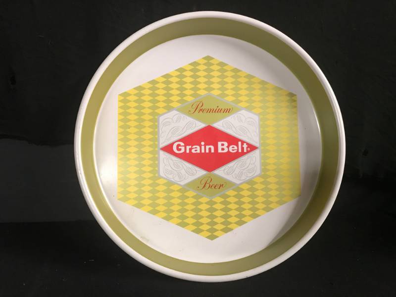 lot 101 image: Grain Belt Premium Beer 13 serving tray