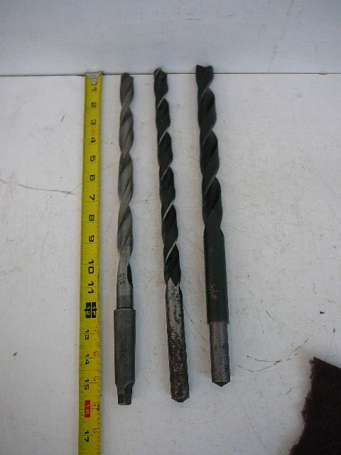 lot 26 image: Long Drill Bits