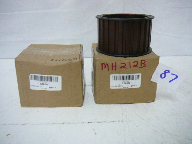 lot 87 image: Pulleys