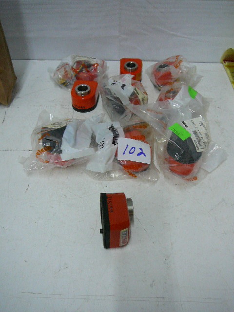 lot 102 image: Elesa Shaft Counters