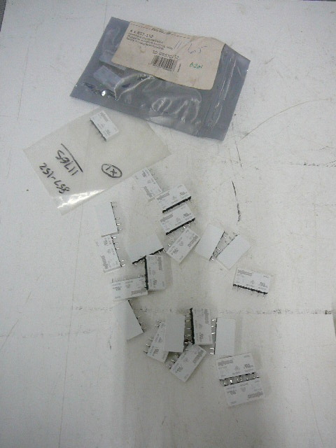 lot 113 image: WAGO Relays