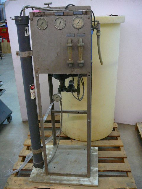 lot 129 image: Water Conditioner Tank & Valves